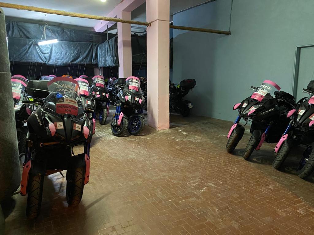 Hotel Bristol إينّا المظهر الخارجي الصورة